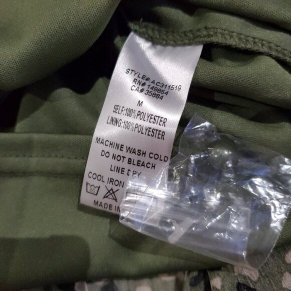 Sadie and Sage Boho Chic Longsleeve Floral Blouse - Picture 11 of 11